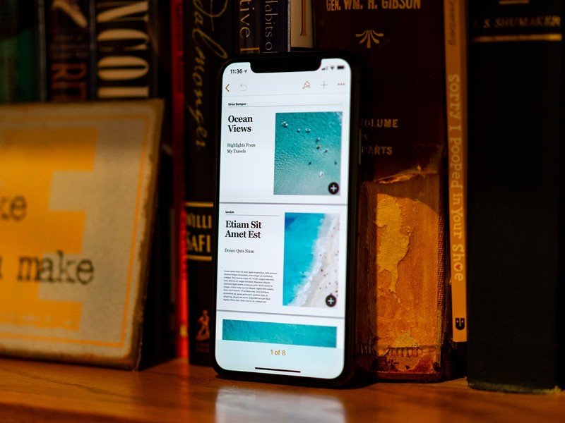 Photo d'un iPhone avec un modèle Pages pour un eBook.