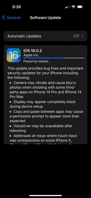 Apple déploie iOS 16.0.2, corrigeant le bougé de l'appareil photo sur les nouveaux iPhones et le bug de copier/coller
