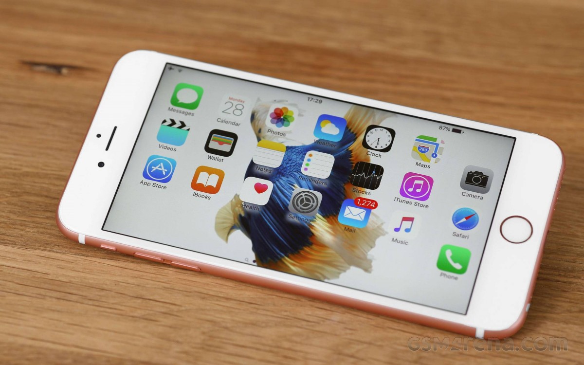 Apple fait face à un procès de 1,6 milliard de livres sterling au Royaume-Uni pour la limitation de l'iPhone  