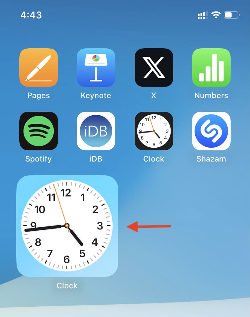 Big Clock widget on iPhone Home Screen